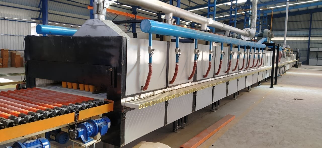 Energy-efficient roller kilns for ceramic firing